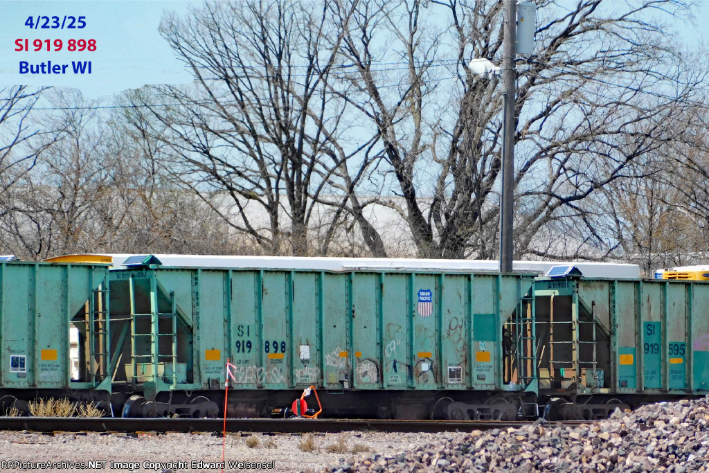 Ballast cars